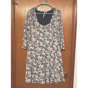 Lightly Worn Lauren Conrad 3/4 Sleeve Dress